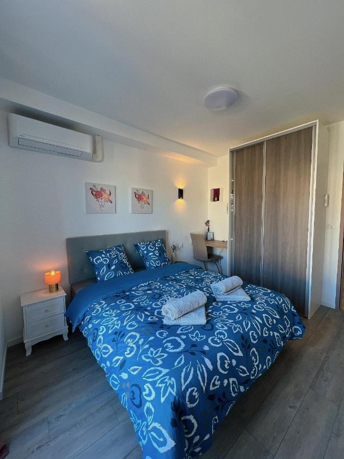 Accueillant T2 Renove Clim Centre Ville Terrasse بريف لا غايلارد المظهر الخارجي الصورة
